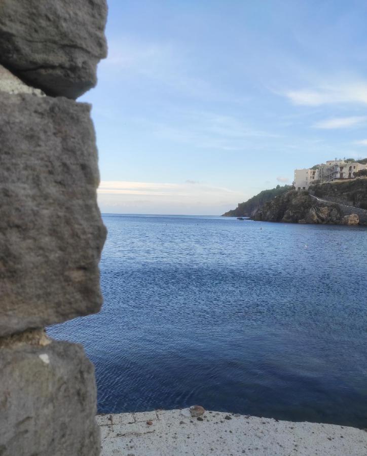Da Federica Casa Vacanze Baia Porto Delle Genti Đảo Lipari Ngoại thất bức ảnh